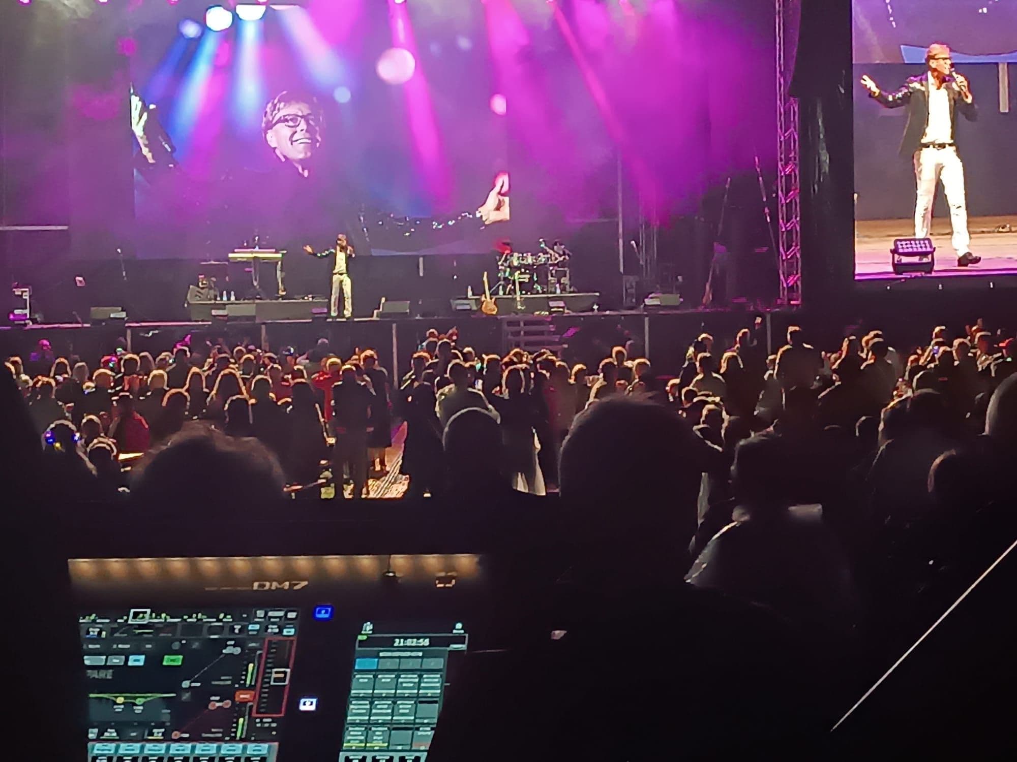 Foto Live-Show Publikum Mischpult